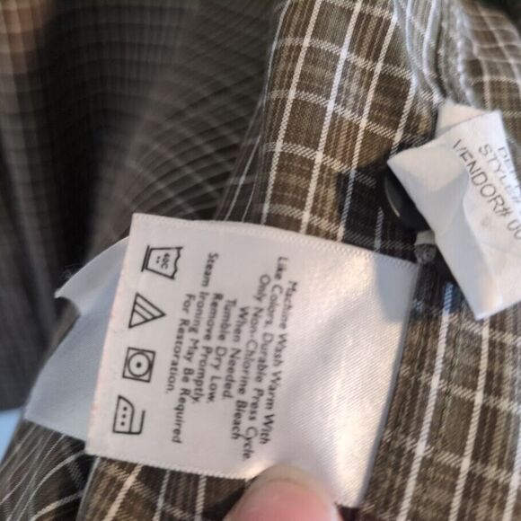 Eddie Bauer Wrinkle Free Relaxed Fit Button Up Shirt Mens XL Green Cotton - Picture 3 of 4